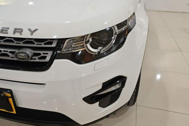 Used Land Rover Discovery Sport 2019 240 PS PURE Edition China VI Standard
