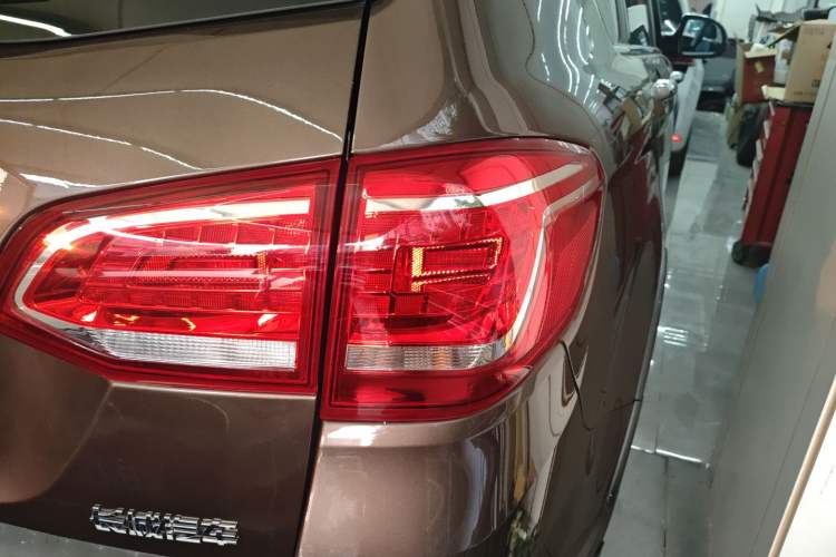 Used Haval H6 2017 Red-Label Sport Edition 1.5T Automatic Two-Wheel Drive Luxury Model