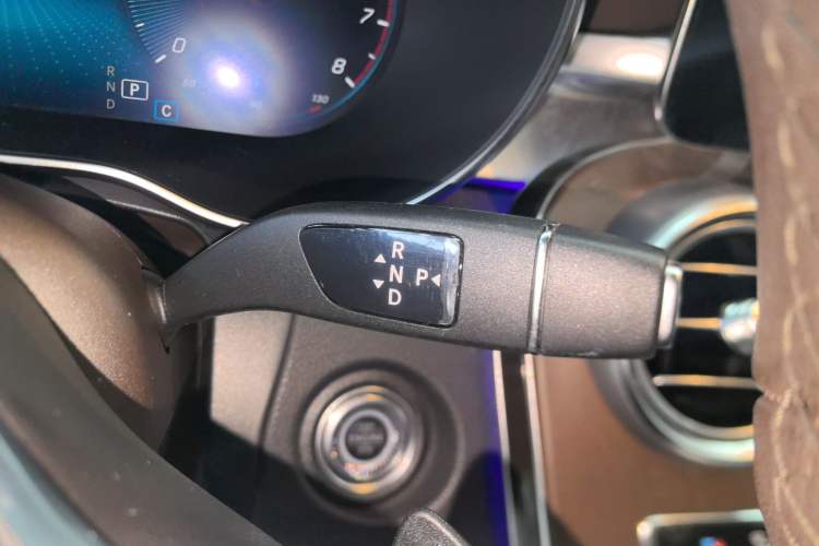 Used Mercedes-Benz GLC 2022 Second Facelift GLC 260 L 4MATIC Luxury Edition
