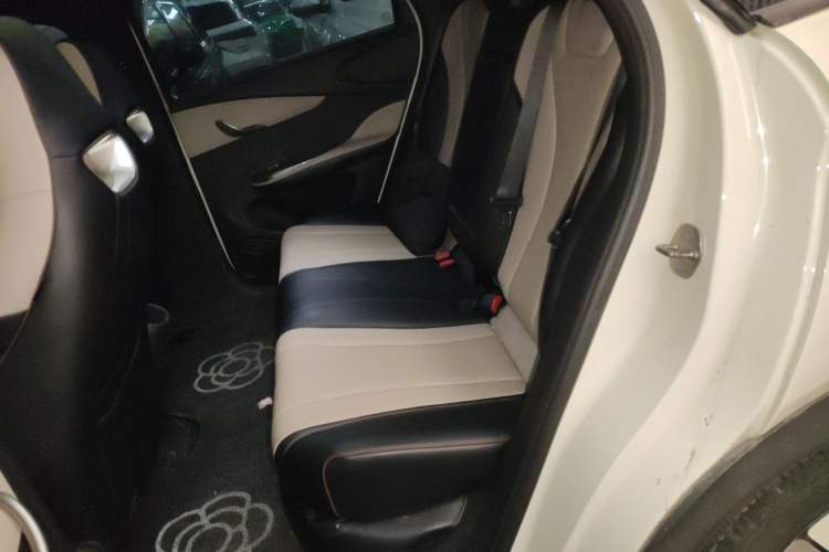 Used BYD Dolphin 2023 420 km Fashion Edition
