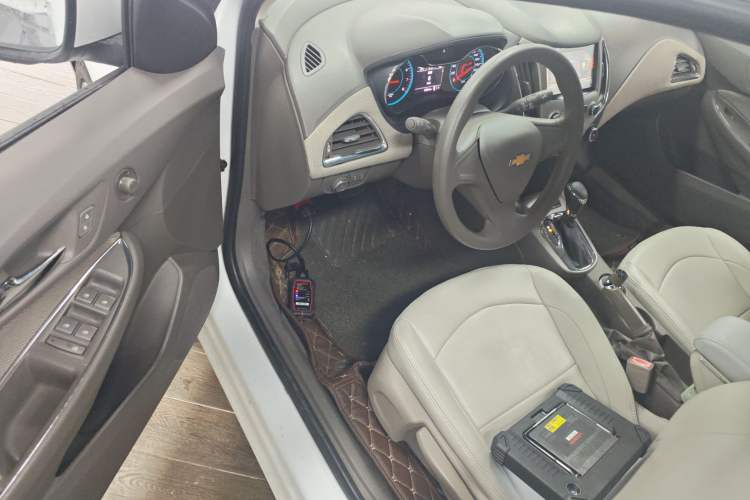 Used Chevrolet Cruze 2016 1.5L Automatic Stylish Sunroof Version
