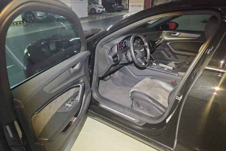 Used Audi A6L 2019 40 TFSI Luxury Dynamic Model
