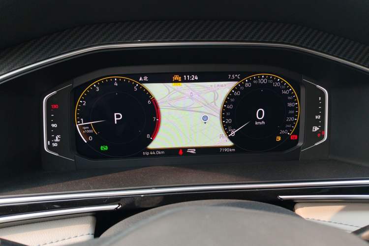 Used Volkswagen Tiguan L 2024 Outstanding Model 330TSI Automatic Two-Wheel Drive R-Line Dragon Glory Edition
