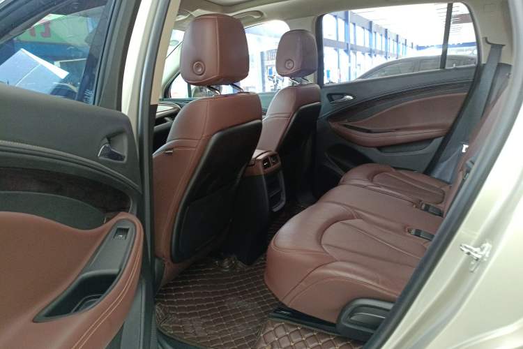 Used Buick Envision 2017 28T Four-Wheel Drive Luxury Model