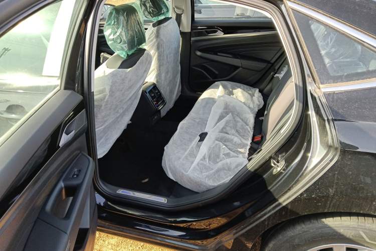 Used Volkswagen Passat New Energy 2025 430 PHEV Hybrid Business Edition