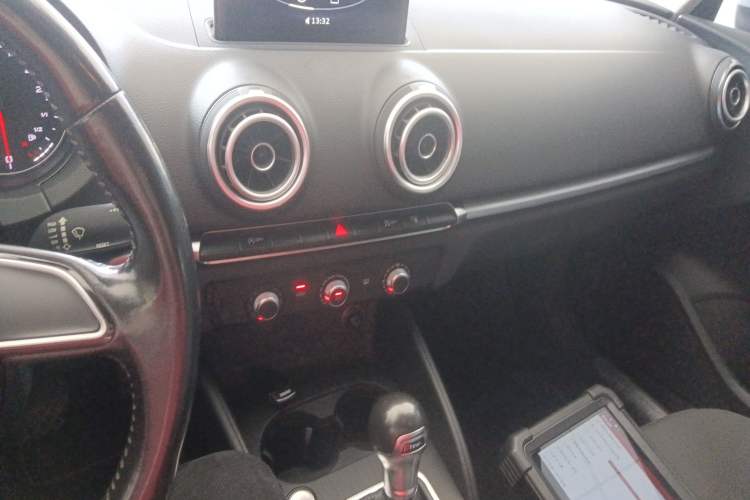 Used Audi A3 2016 Limousine 35 TFSI Ambition Edition