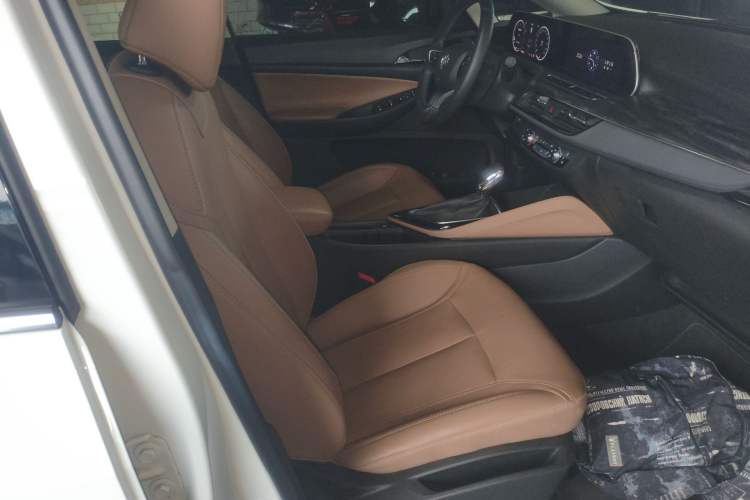 Used Buick GL6 2021 323T Mild Hybrid Connect Luxury Model
