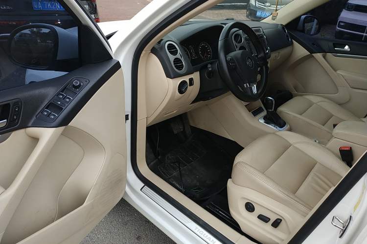 Used Volkswagen Tiguan 2015 1.8TSI Automatic Two-Wheel Drive Comfort Edition