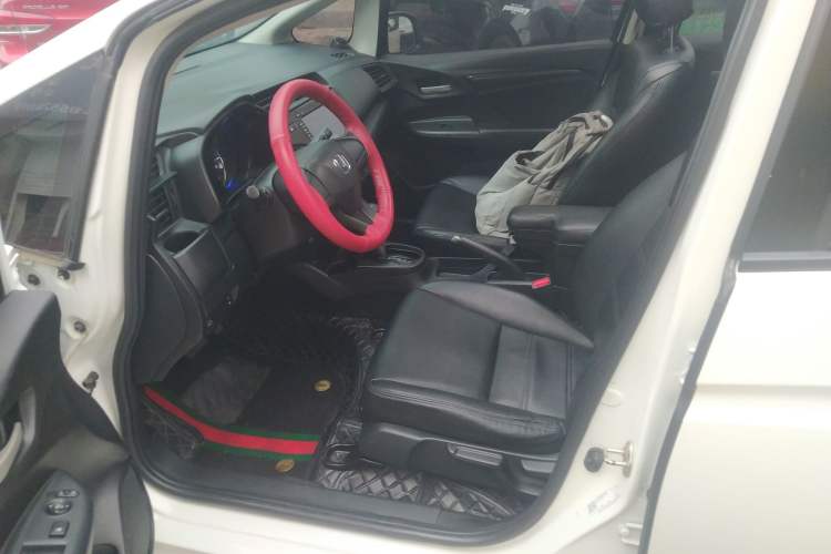 Used Honda Fit 2018 1.5L CVT Comfort Sunroof Version