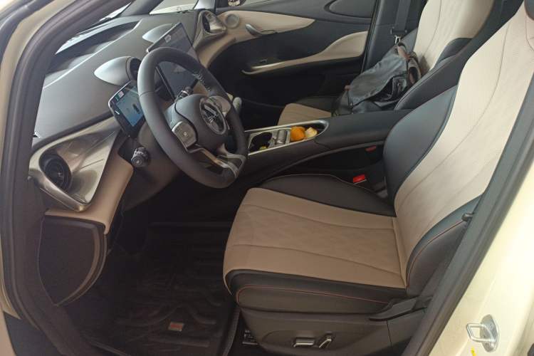 Used BYD Dolphin 2025 420km Free Edition
