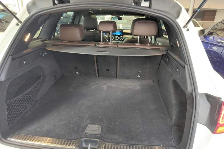 Used Mercedes-Benz GLC 2021 GLC 260 L 4MATIC Dynamic Edition