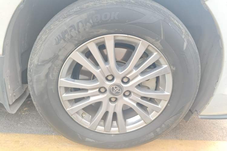 Used Toyota Sienna 2021 2.5L Hybrid Luxury Edition