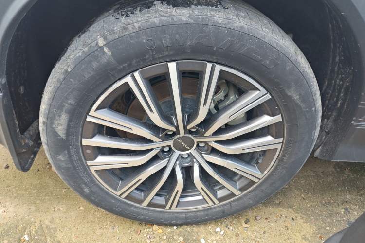 Used JETOUR X70 PLUS 2023 2.0T DCT Stronger MAX 7-Seater