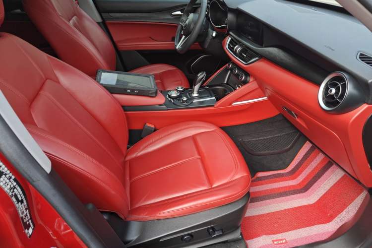 Used Alfa Romeo Stelvio 2017 2.0T 200HP Elite Edition
