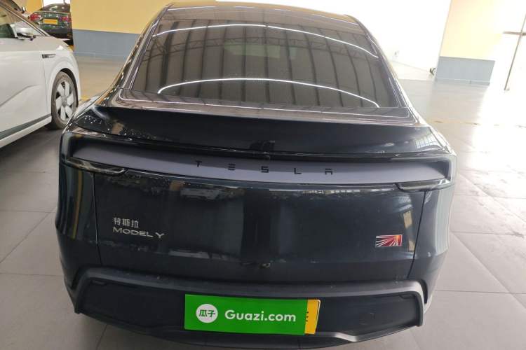 Used Tesla Model Y 2025 Rear-Wheel Drive First Edition