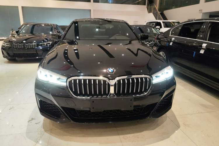 Used BMW 5 Series 2023 Restyled 530Li Leading Edition M Sport Package
