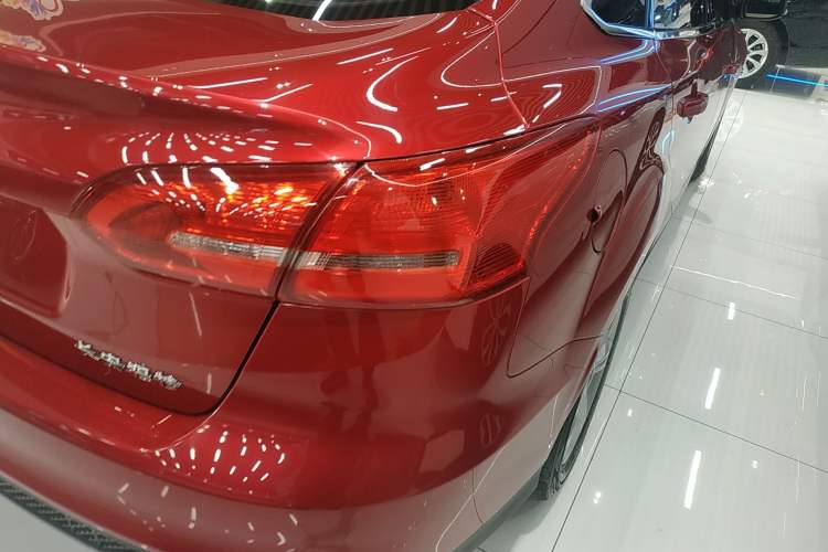 Used Ford Focus 2017 Sedan 1.6L Automatic Comfort Plus SmartDrive Edition