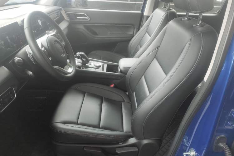 Used Great Wall Poer 2024 2.4T Passenger Version Automatic Diesel 4x4 Comfort Trim
