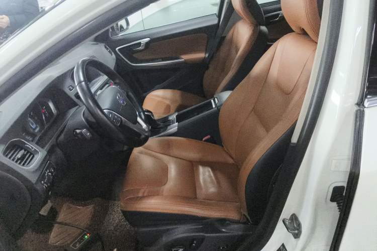 Used Volvo S60 2014 S60L T5 Intelligent Drive Edition
