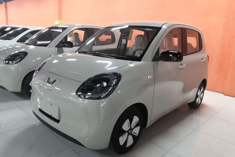 Used Wuling Hongguang MINIEV 2025 Four-Door Version Advanced Edition