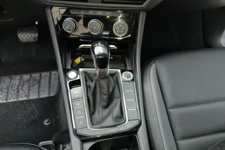 Used Volkswagen Sagitar 2020 280TSI DSG Comfort Version China VI Standard
