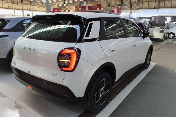 Used AION UT 2025 330 Starlight Edition
