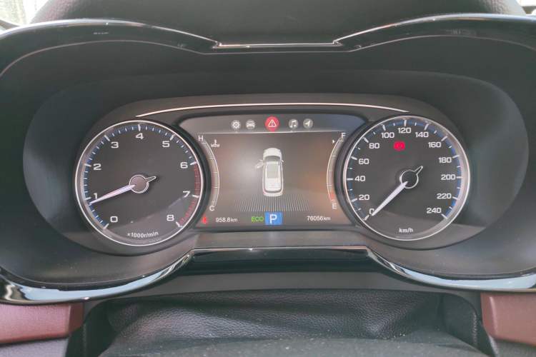 Used GAC Trumpchi GS8 2017 320T Two-Wheel Drive Luxury Smart Connectivity Version (7 Seats)