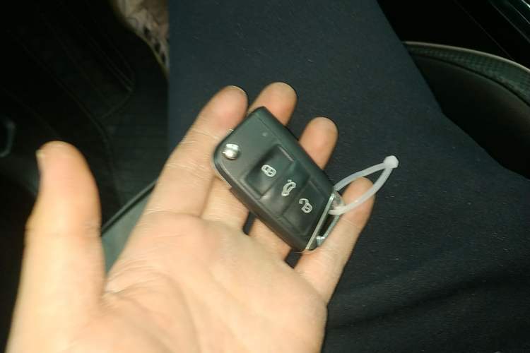 Used Volkswagen Tayron X 2020 330TSI Two-Wheel Drive Luxury Smart Connectivity Version
