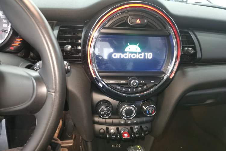 Used  MINI 2014 1.2T ONE
