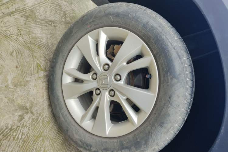 Used Honda Vezel 2015 1.5L CVT two-wheel drive Comfort trim
