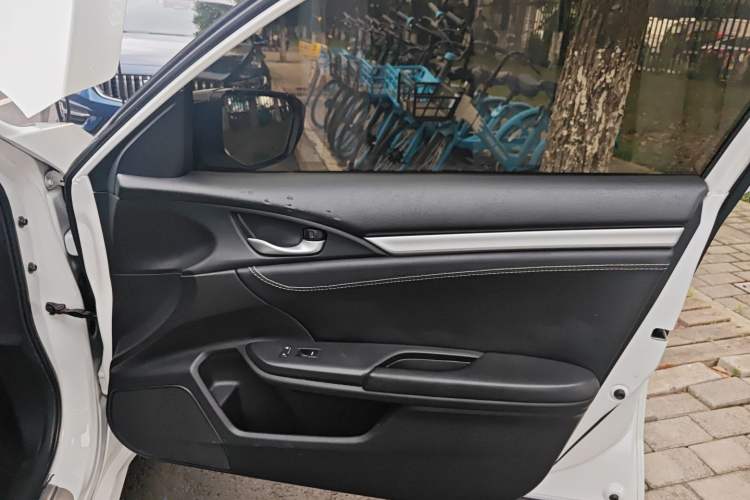 Used Honda Civic 2019 180TURBO CVT Shangyue Edition China VI Emission Standard
