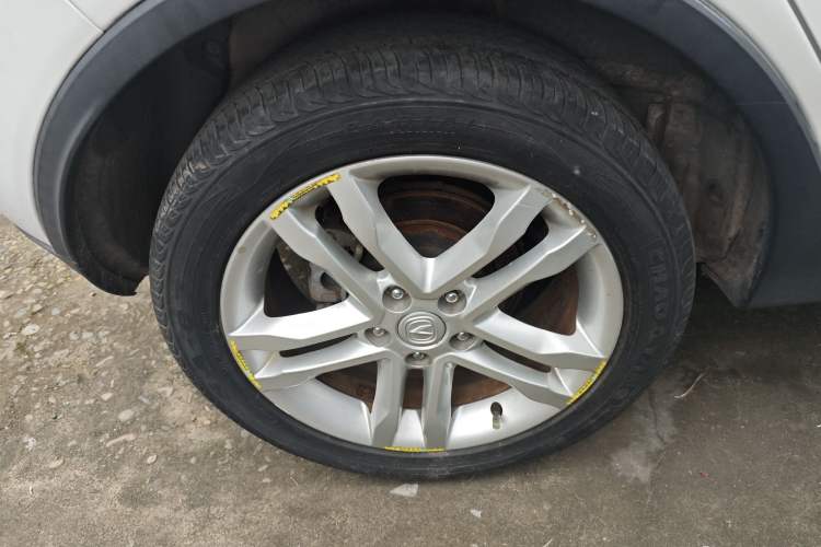 Used Changan CS35 2016 1.6L Automatic Luxury Model China V Standard
