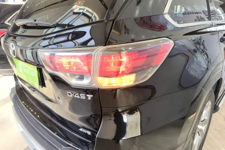 Used Toyota Highlander 2015 2.0T Four-Wheel Drive Elite Edition 7-Seater