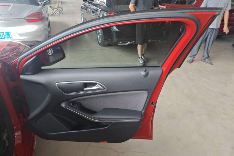 Used Mercedes-Benz A-Class 2016 A 200 Dynamic Edition
