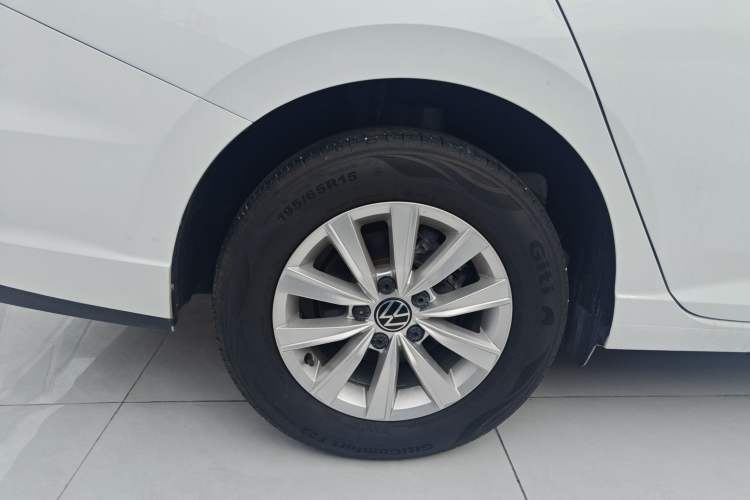 Used Volkswagen Lavida 2023 Revised 1.5L Automatic DeYi Edition