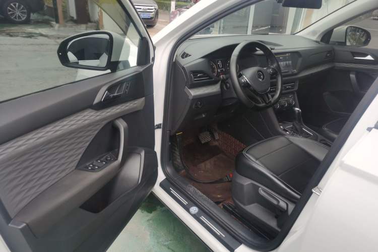 Used Volkswagen Tharu 2021 280TSI Two-Wheel Drive Trend Edition
