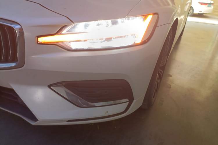 Used Volvo S60 2021 T4 Zhiyuan Luxury Edition
