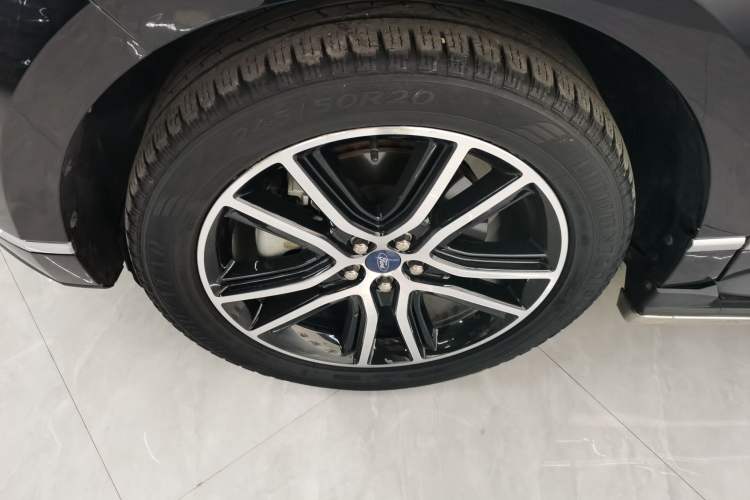 Used Ford Edge 2020 EcoBoost 245 Two-Wheel Drive Titanium 7-Seater
