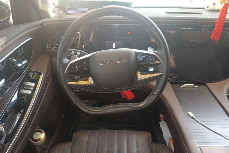 Used  Lanyue 2025 400T Four-Wheel Drive Starry Edition 7-Seater
