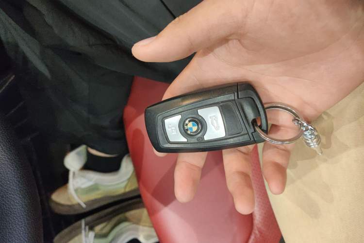 Used BMW 2 Series 2014 220i Leading Model
