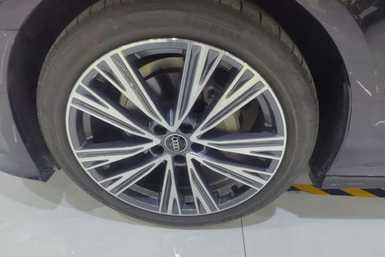 Used Audi A6L 2024 40 TFSI Luxury Dynamic Edition
