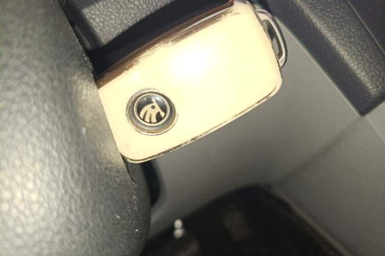 Used Skoda Rapid 2015 1.6L Automatic Smart Selection Model