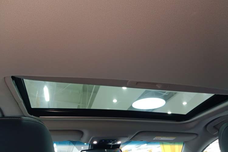 Used Toyota Camry 2021 Dual-Motor 2.5HS Fēngshàng Edition