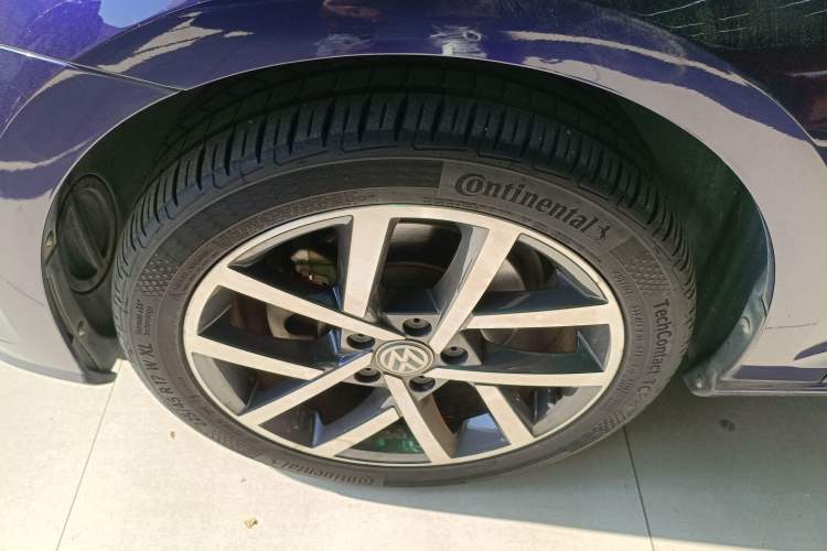 Used Volkswagen Golf 2018 230TSI Automatic Luxury Version