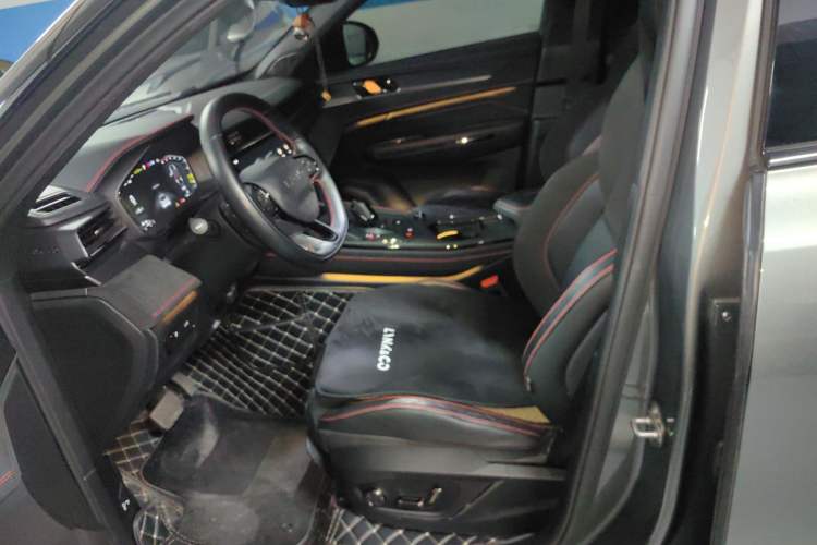 Used Lynk & Co 05 2020 2.0TD Four-Wheel Drive HypeHalo
