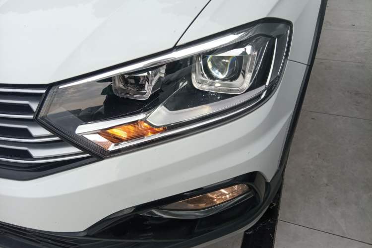 Used Volkswagen C-TREK 2018 230TSI DSG Comfort Model