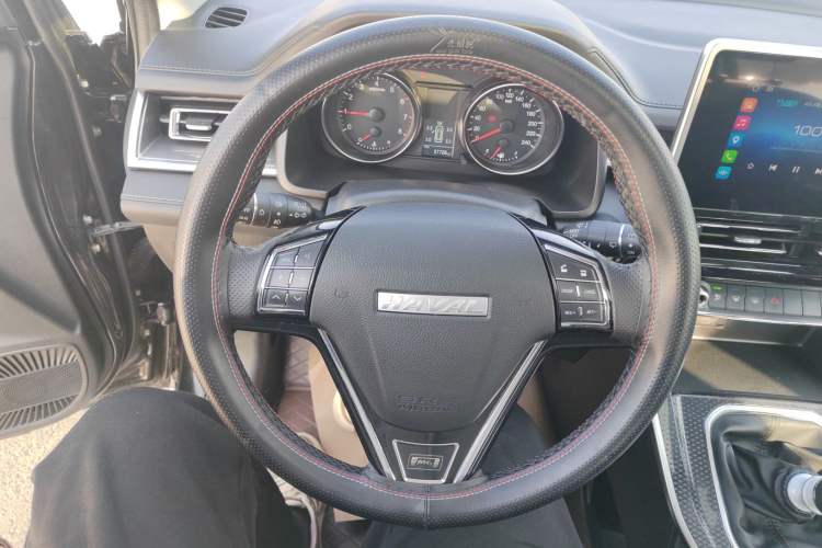 Used Haval M6 2021 PLUS 1.5T Manual Luxury Smart Connectivity Model
