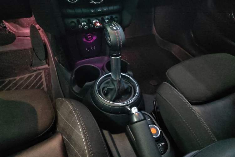 Used  MINI 2014 2.0T COOPER S Fun
