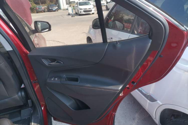 Used Chevrolet Equinox 2019 535T Automatic YuJie Edition China V Standard