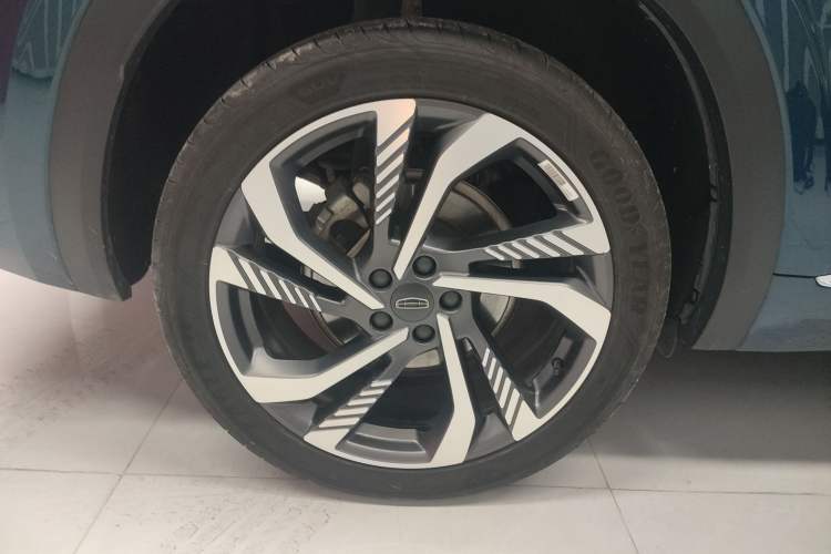 Used Geely Auto Monjaro L 2023 2.0TD High-Power Automatic Two-Wheel Drive Flagship Version